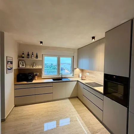 Apartment Sora Vir